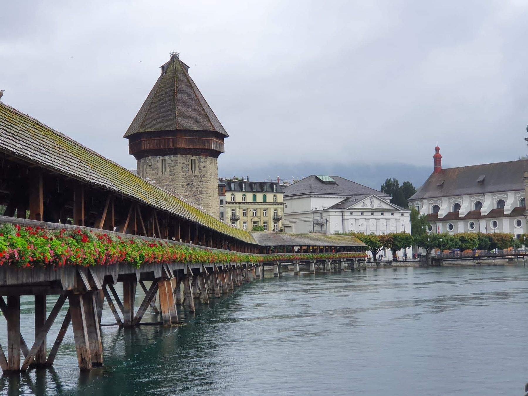 Kapellbrücke und Wasserturm in Luzern
